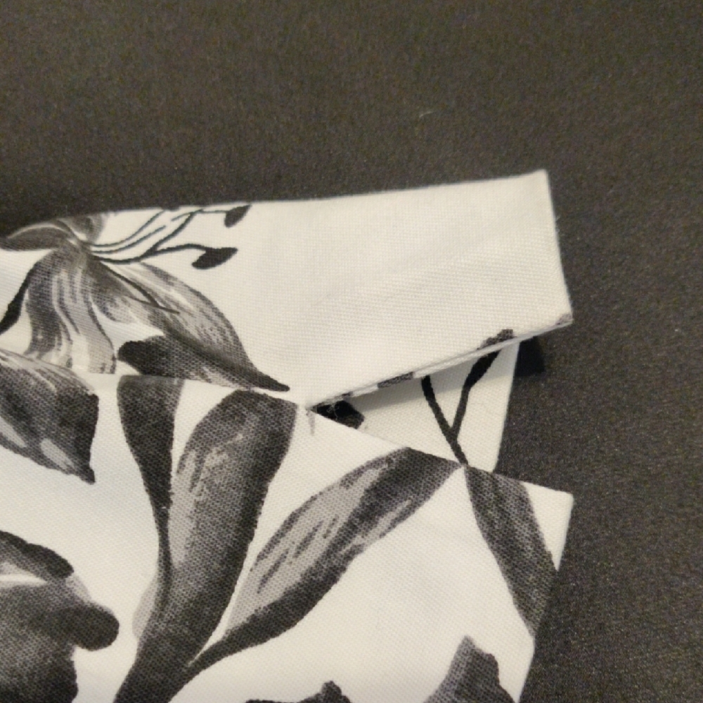 Erik Stewart. Floral Black and White Pants - Picture 6 of 9
